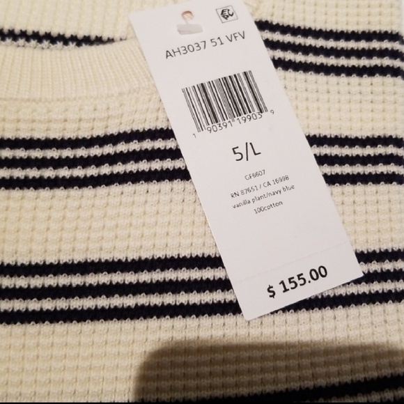 Lacoste Sweater - Picture 3 of 3